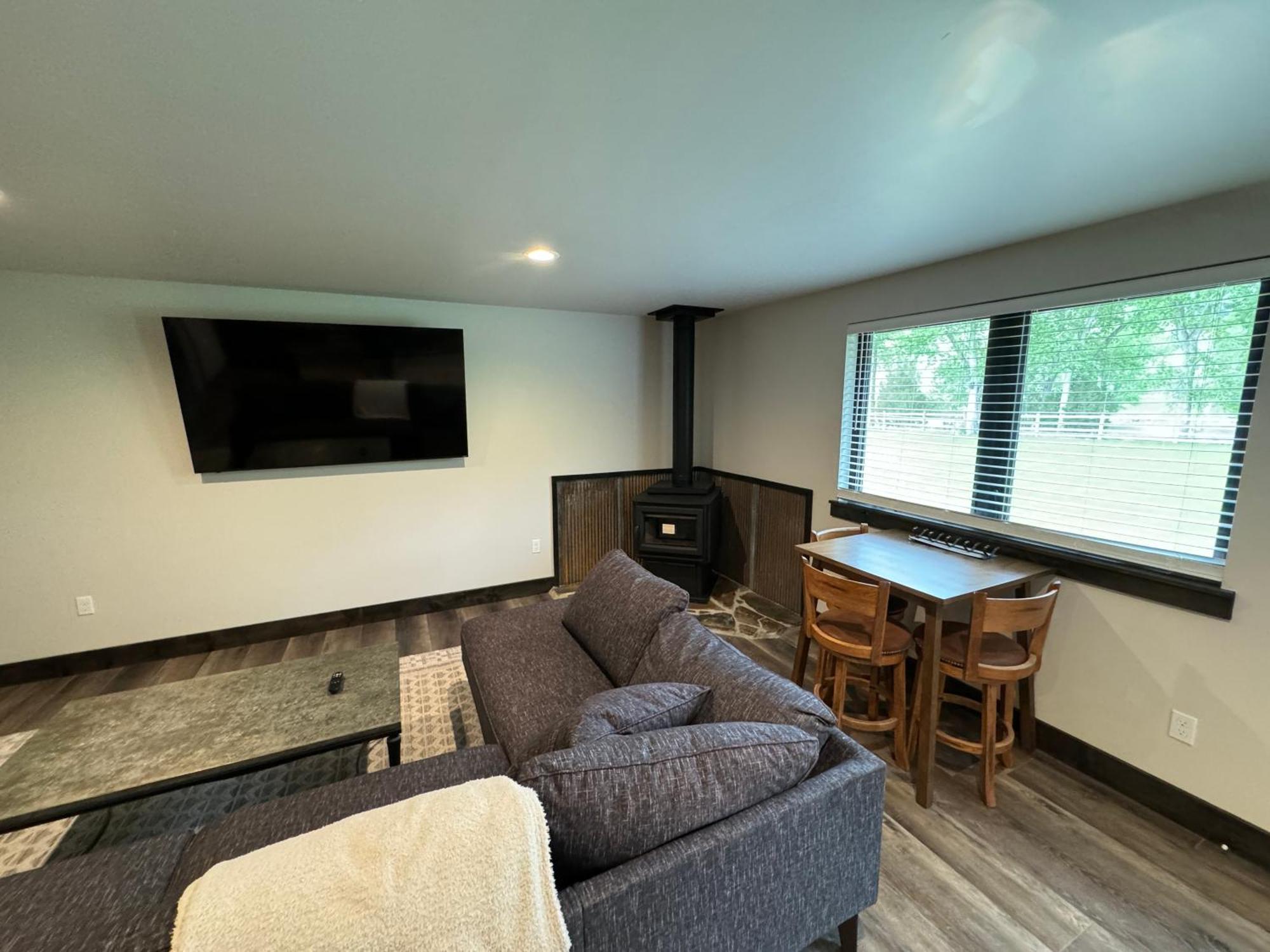 Sportsman Lodge Melrose Mt Butte Extérieur photo